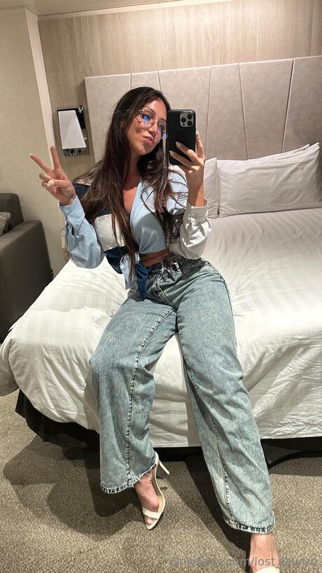 Lost Lauryn pornstar nude picture