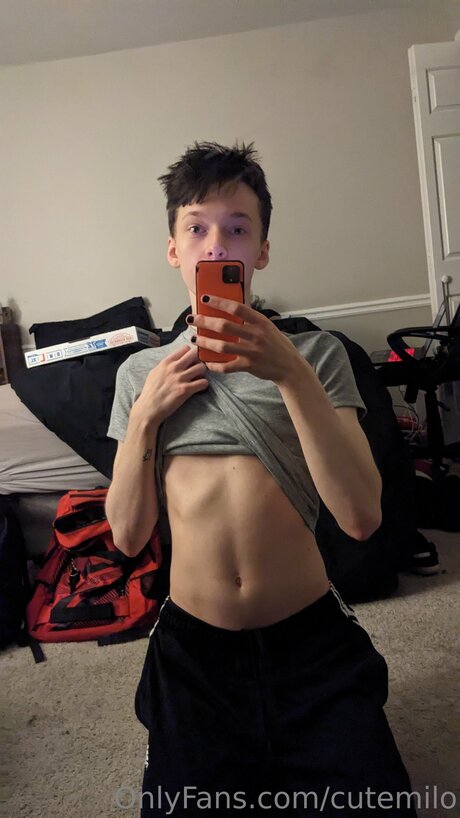 Cutemilo art actress picture