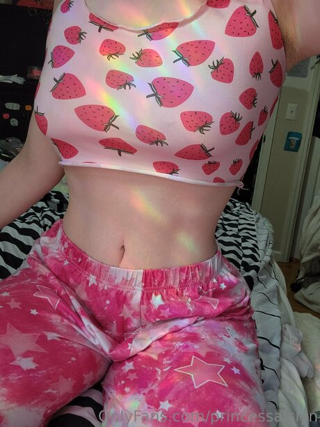 Strwbrybitch star pretty picture