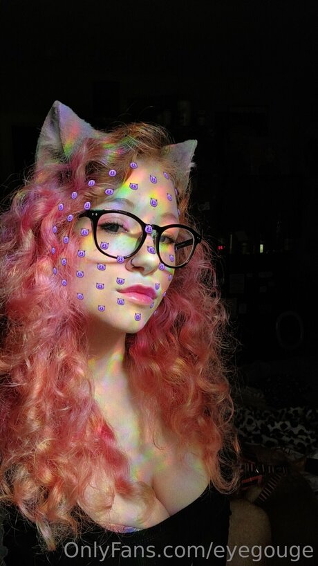 Strwbrybitch top model img