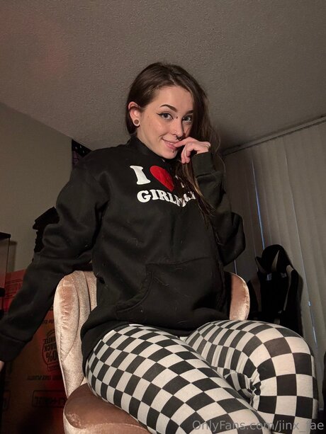 Jinx Fae pornographic model archive