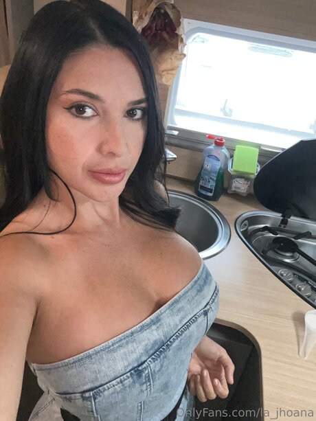 La Jhoana hd pornstar galleries