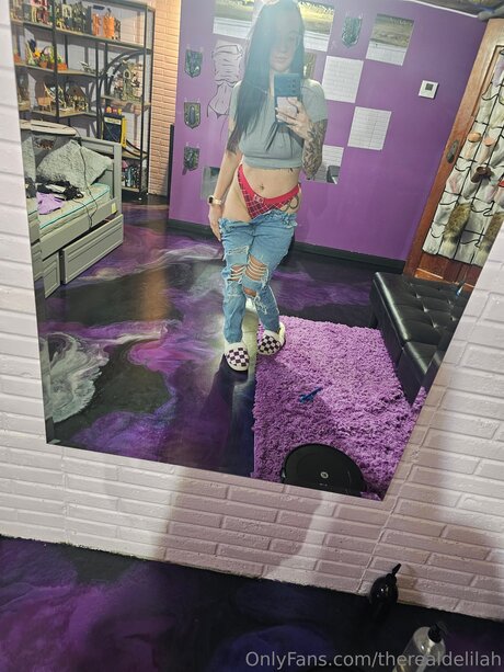 Therealdelilah model pornographic photos