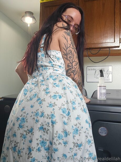 Therealdelilah naked actress photo