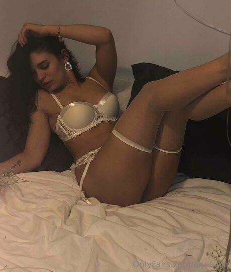 Mavissss actress pic