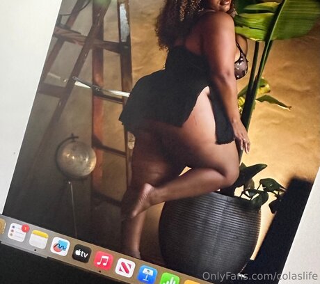 Sunnylane star nude image