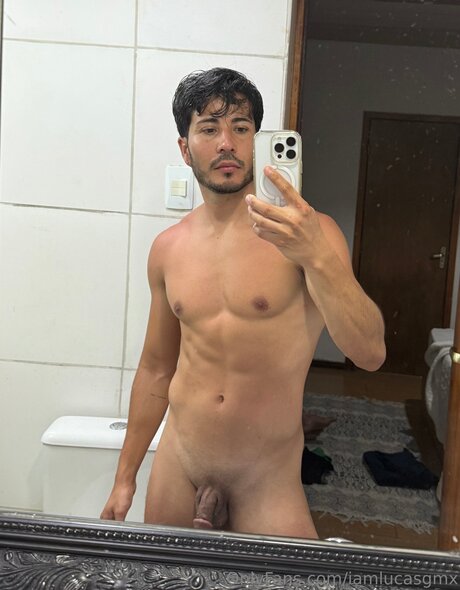Iamlucasgmx model nude photos