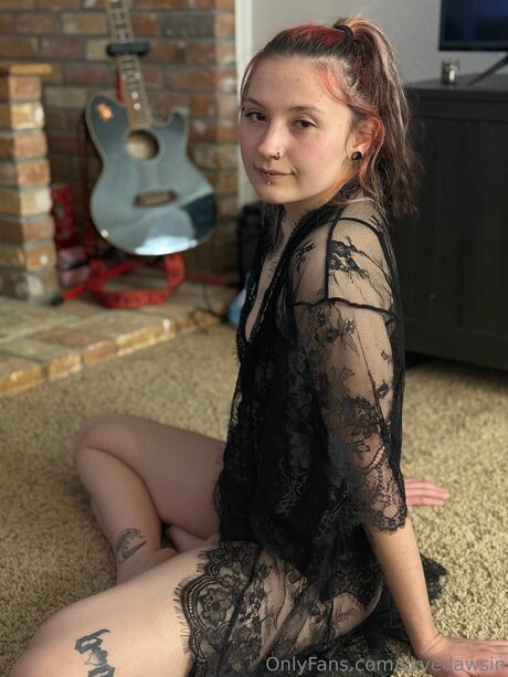 Skyedawsin pretty pornstar pics