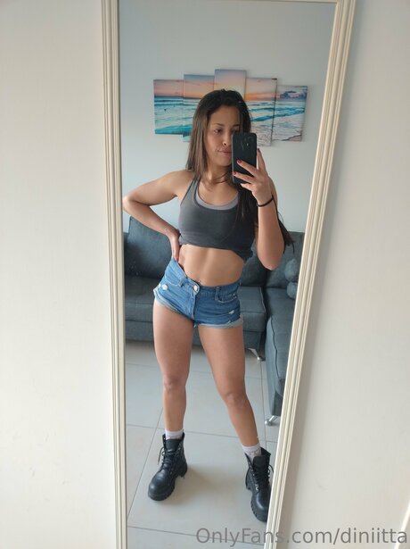 Olismithh exclusive pornstar photo