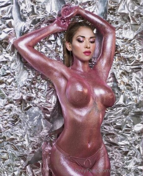 Onlylarasky star sexy img