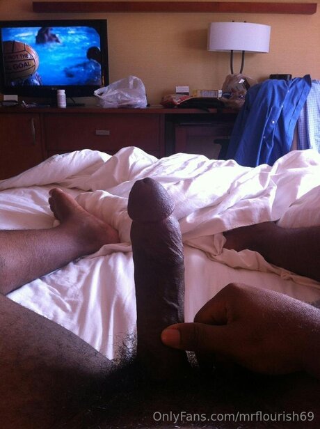 Mrflourish69 nude star pictures