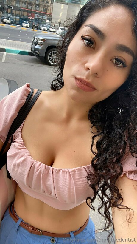 Annathedentist star high quality photo