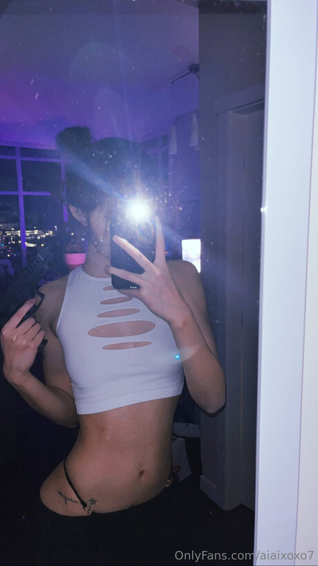 Aiaixoxo7 pornstar sexy image