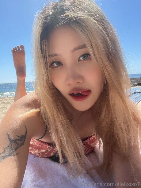 Aiaixoxo7 xxx actress photo