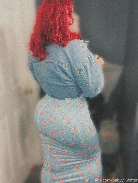 Winter Killz nude star photo