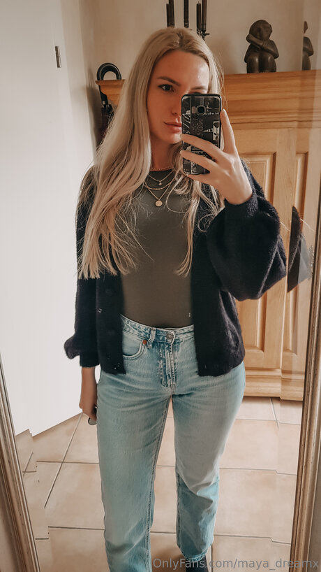 Maya Dreamx nudes model img