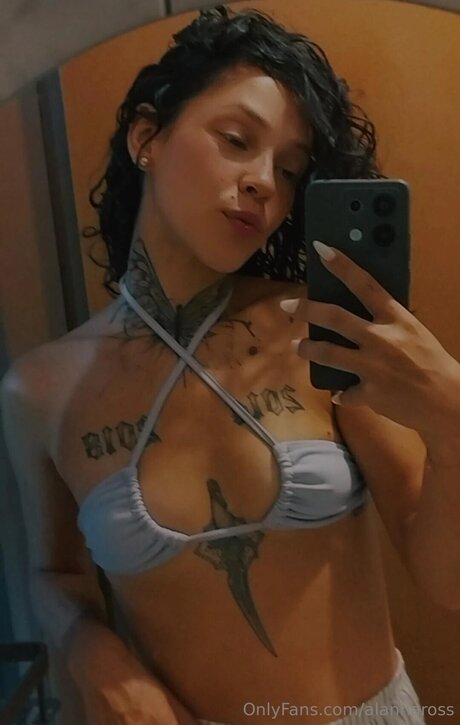 Alannaross star top pics