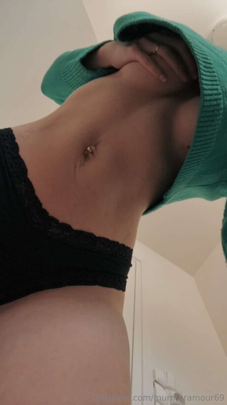 Murmuramour69 star porn photo