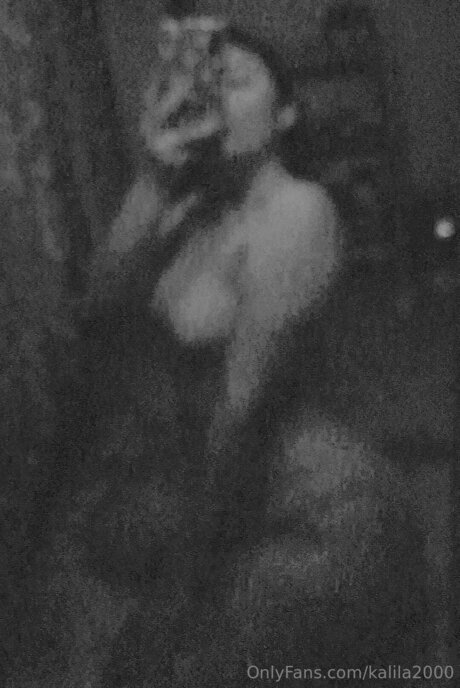 Kalila2000 naked pornstar image