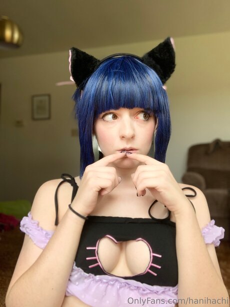 Hanihachi model nudes picture