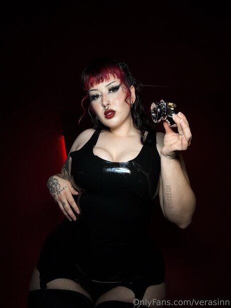 Verasinn model free image