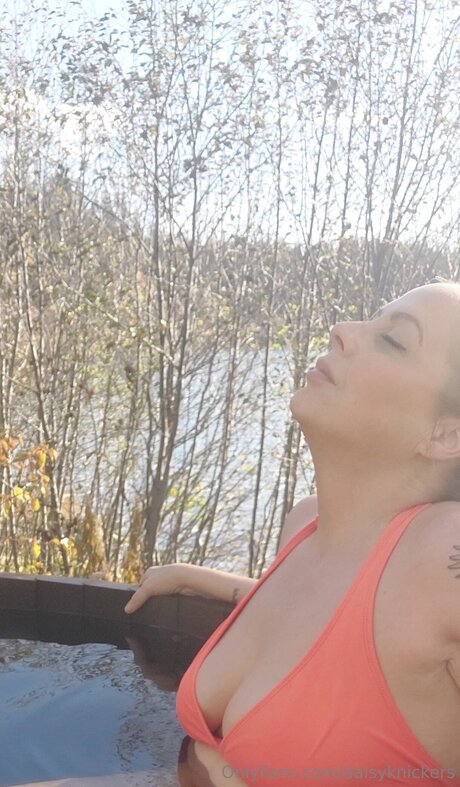 Daisyknickers pornstar nudes pictures