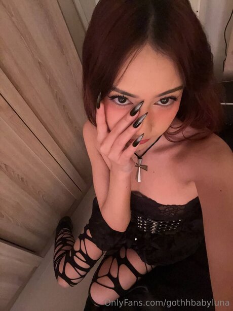 Gothhbabyluna beautiful model images