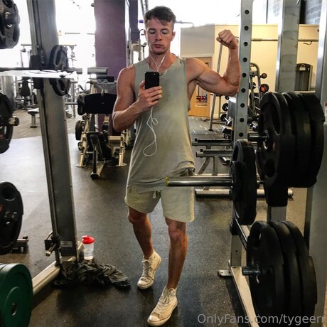 Tygeerr model xxx pic