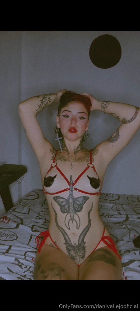 Danivallejooficial pretty pornstar pics
