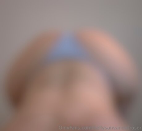 Nellysanvandatrosor model art photos