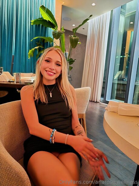 Ariarose Wellness model pornographic archive