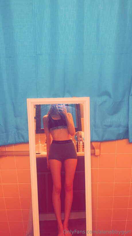 Alanabbygurl art actress picture