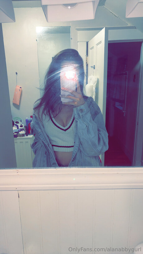 Alanabbygurl porn actress img