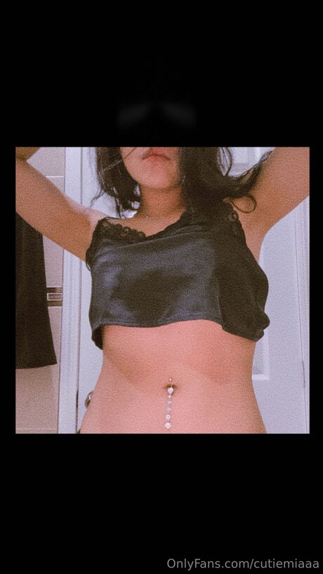 Cutiemiaaa star sexy pic