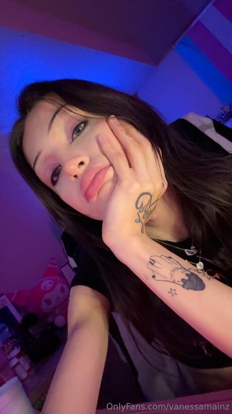 Vanessamainz high quality pornstar photos
