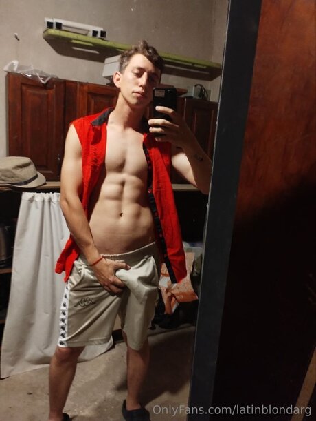 Latinblondarg hd pornstar pic