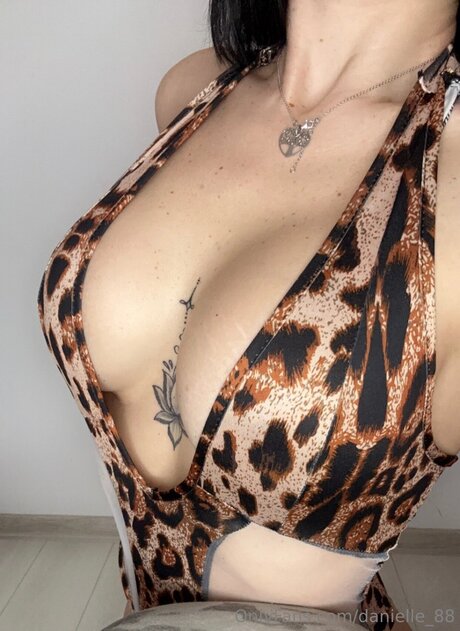 Danielle 88 erotic pornstar picture