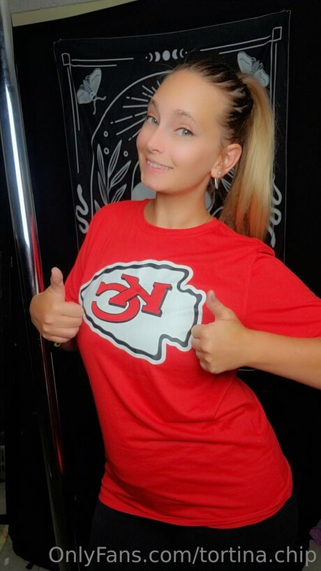 Titsmetina star pretty photo