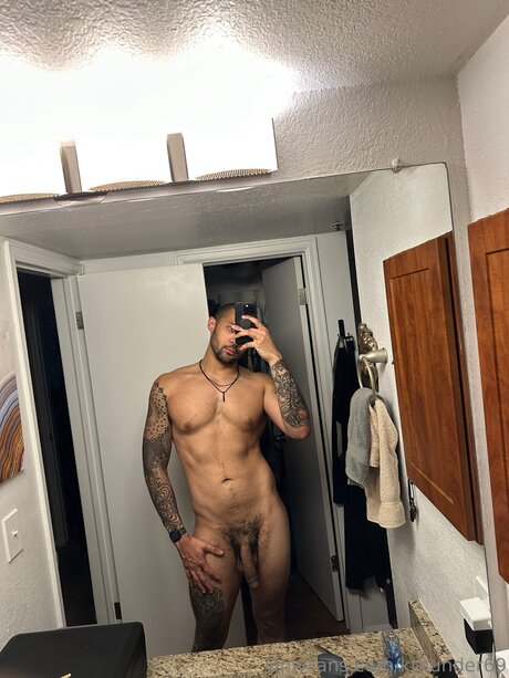 Kthunder69 xxx star photo