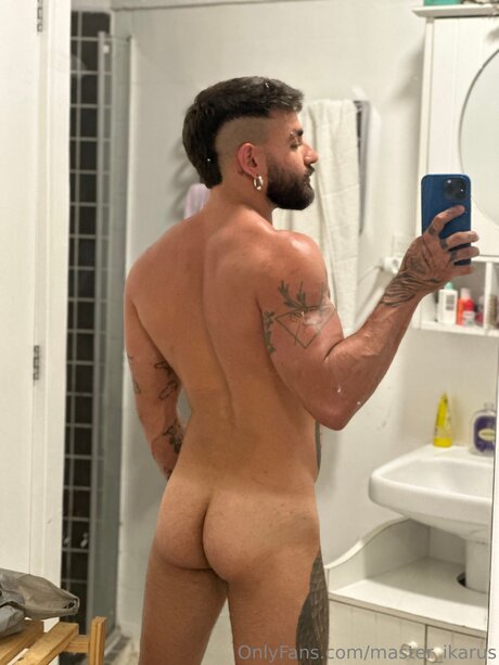 Master Ikarus adult star images