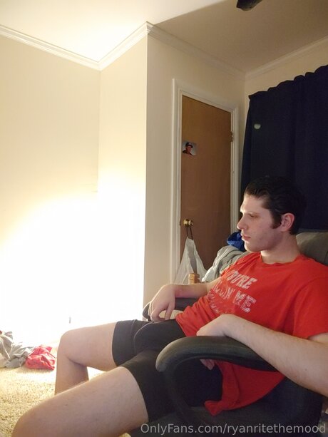 Ryanritethemood star nudes pics