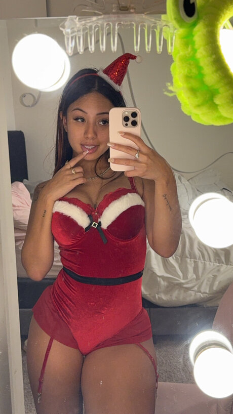 Simplygianni model naked gallery