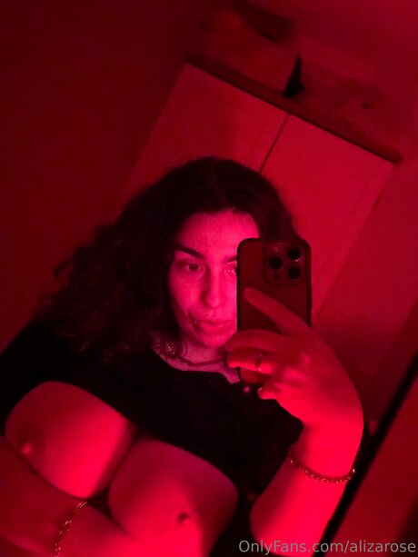 Alizarose star hd pictures