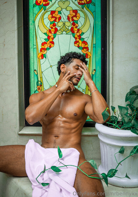 B3njaminxl beautiful actress image