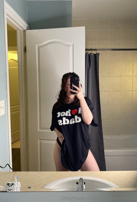 Lovelydemon24 star hot gallery