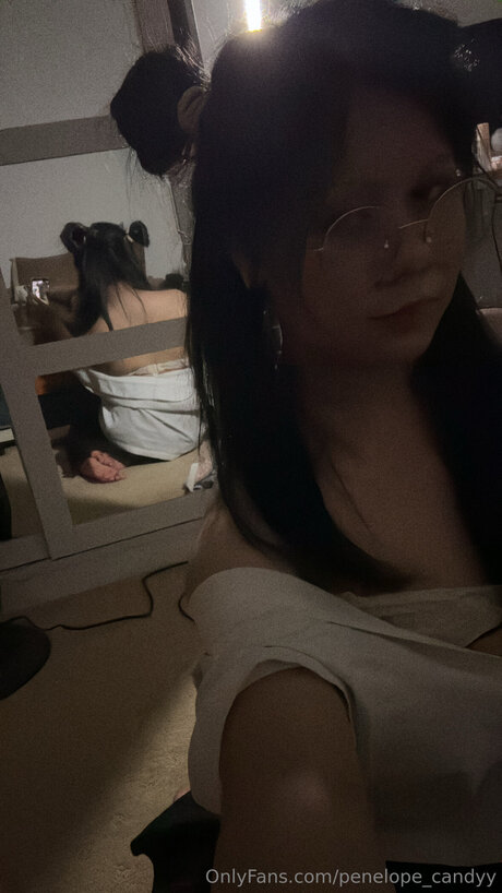 Penelope Candyy hot actress picture