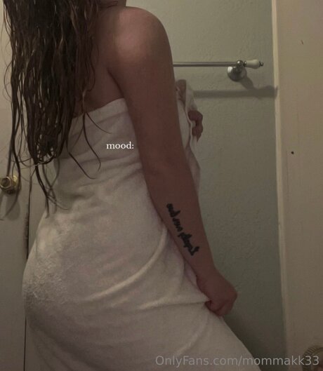 Mommakk33 model exclusive pics