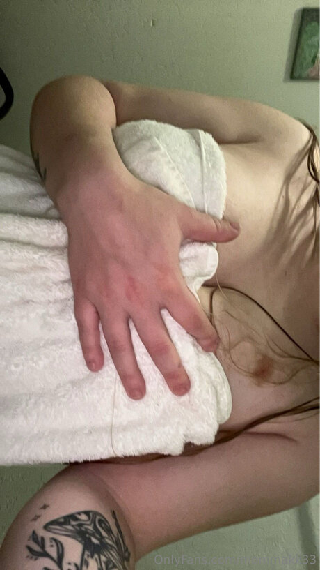 Mommakk33 beautiful actress photo