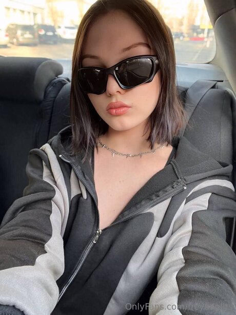 Freyadollts sex model photo