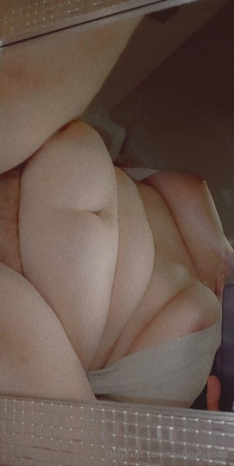 Squishyfae888 model high quality pictures